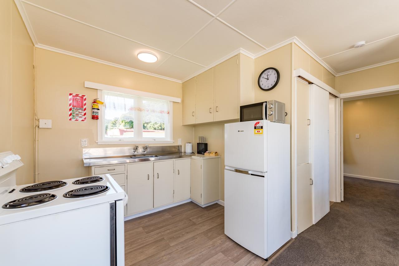 Waitangi Beach Bach 30B Extérieur photo