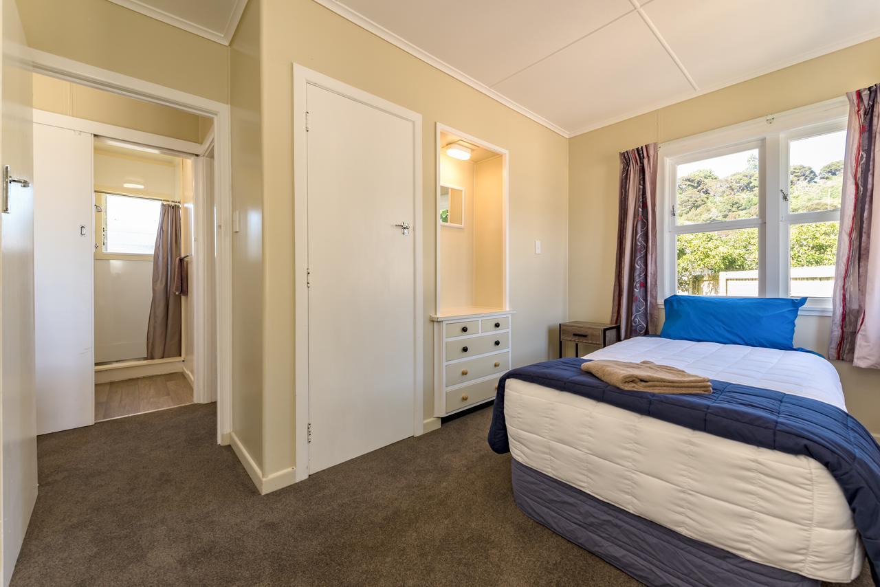 Waitangi Beach Bach 30B Extérieur photo