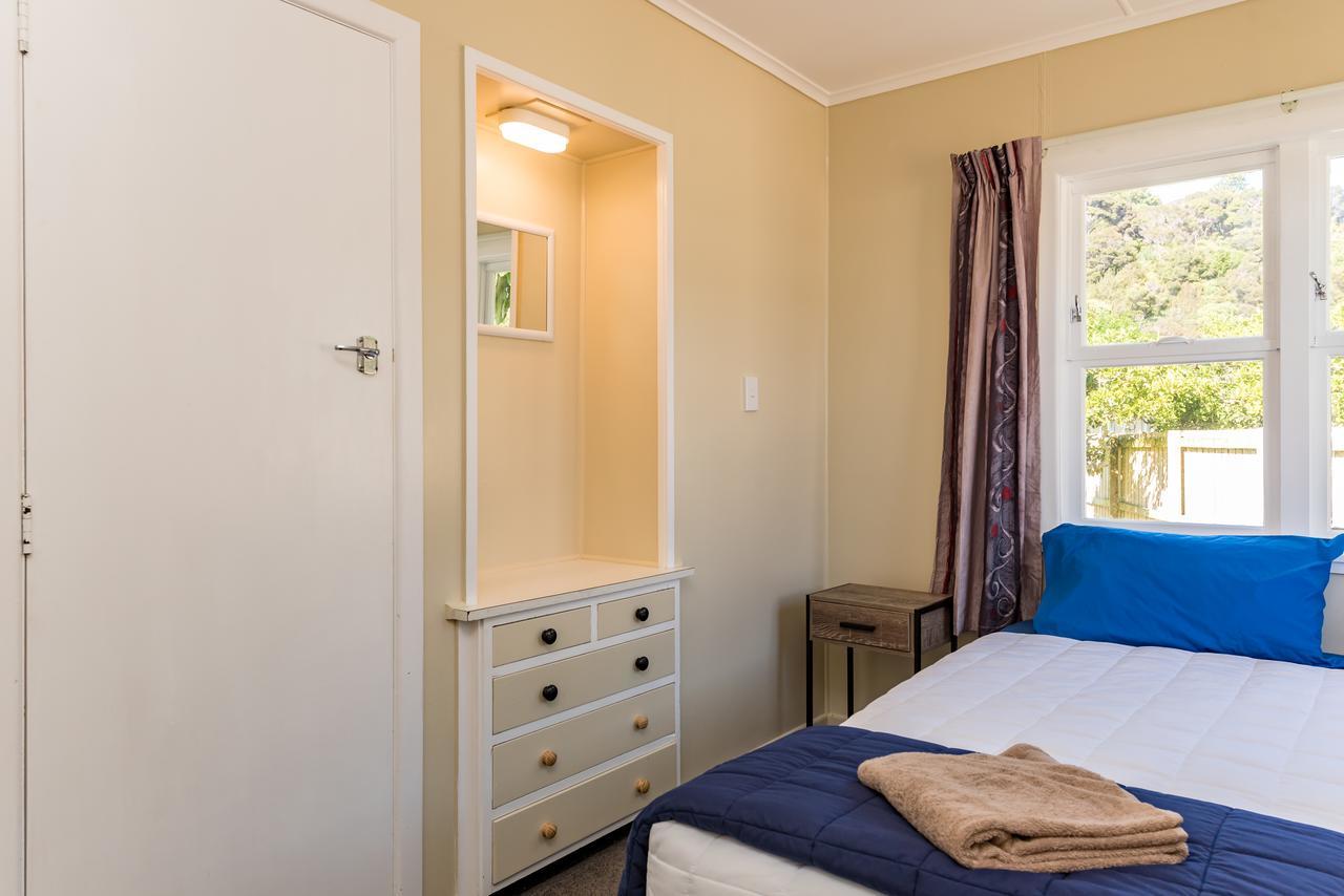 Waitangi Beach Bach 30B Extérieur photo